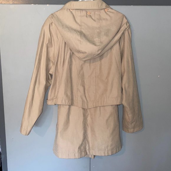 IZ Sport Tan Coat Jacket Size 18/20 Made in Egypt - Picture 2 of 9